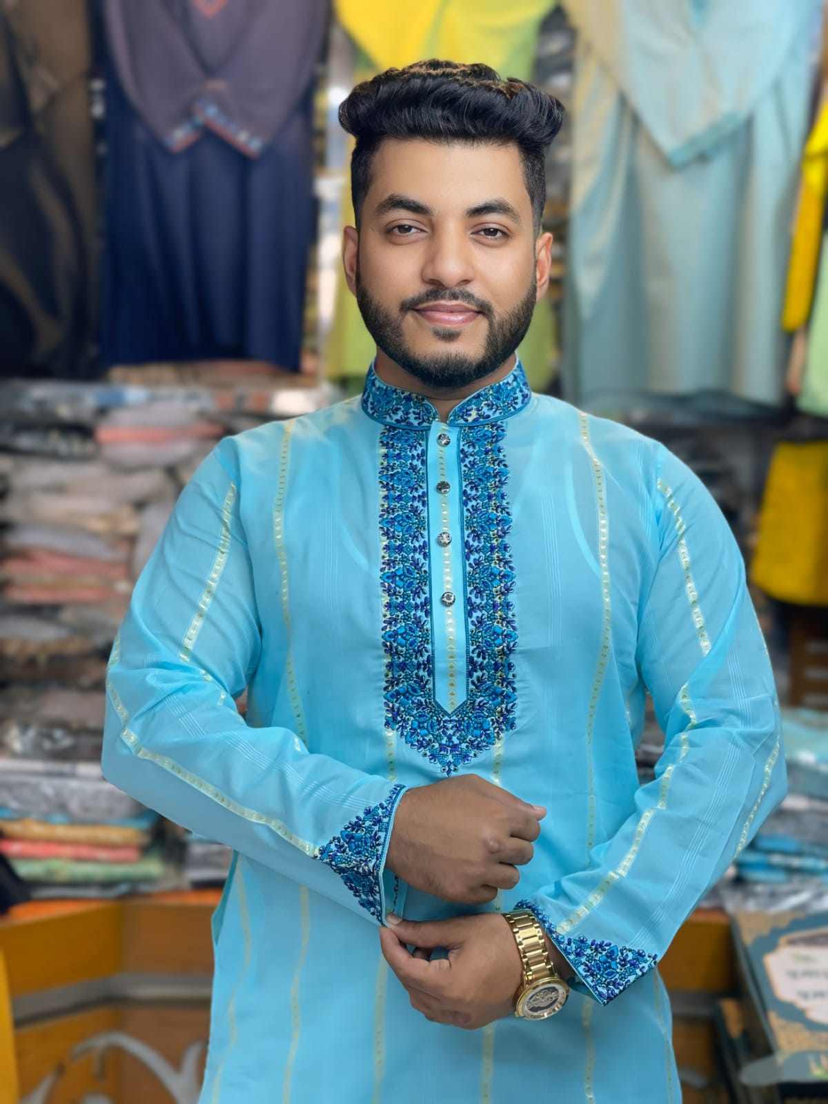 সাদা কালার পাঞ্জাবী। কোডঃ ১১১ সাদা কালার পাঞ্জাবী। কোডঃ ১১১